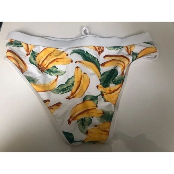 Forever 21 Women’s banana print bikini bottoms - Picture 2 of 6